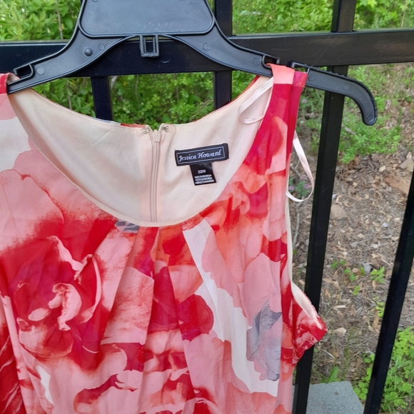 JESSICA HOWARDS DRESS - Picture 3 of 4